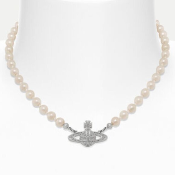 Vivienne Westwood Mini Bas Relief Pearl Choker - Picture 1 of 5